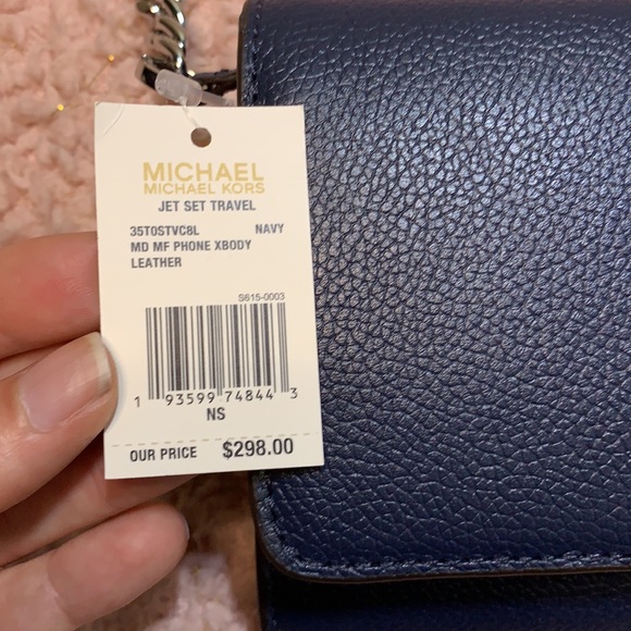 NWT MK Jet set travel medium leather crossbody - Picture 6 of 14